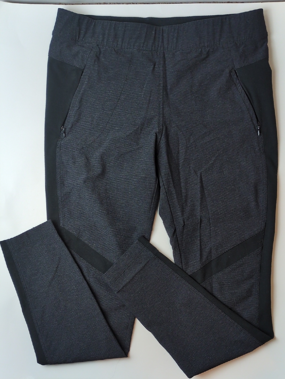 Kuhl Weekendr Tapered Lightweight Black Gray Hiking Tights 6324 Women's Small